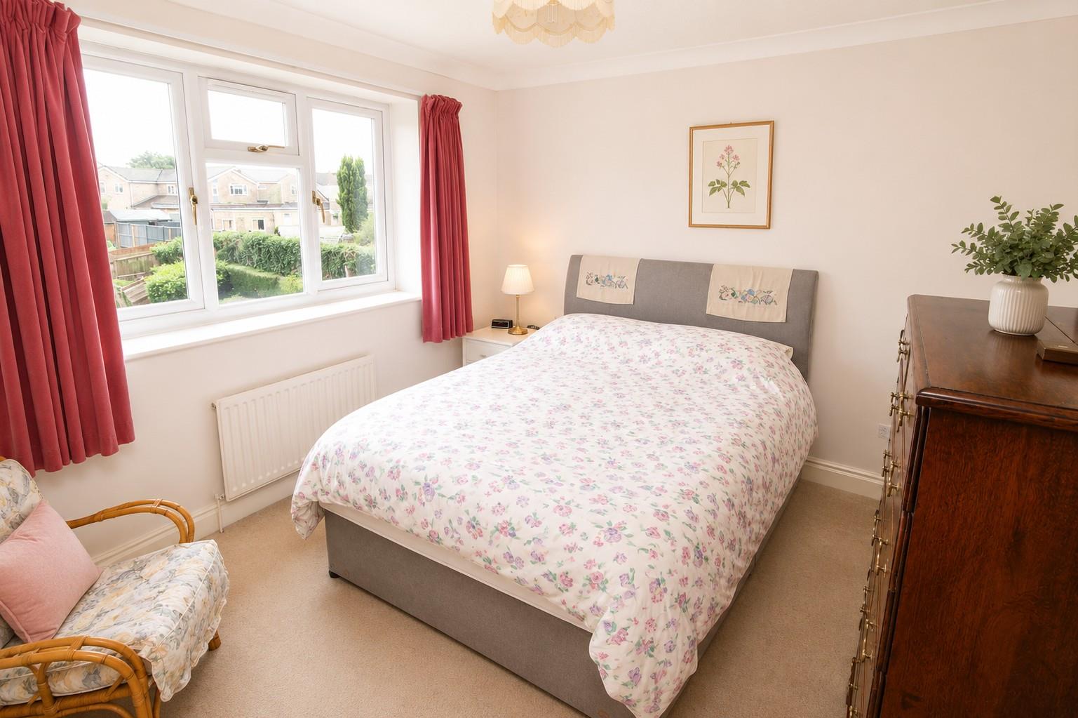 Carew Close, Tilehurst, Reading